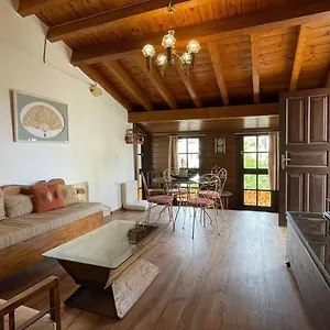 Four Seasons Of Bliss At Sohora , Rethymno Grecia