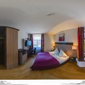 https://alpina-home.com-bavaria.com