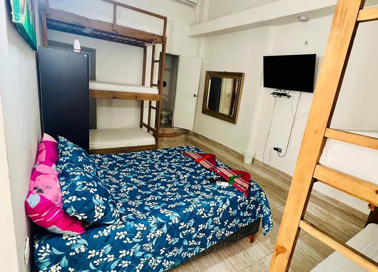 Hostal Badillo Sv Cartagena