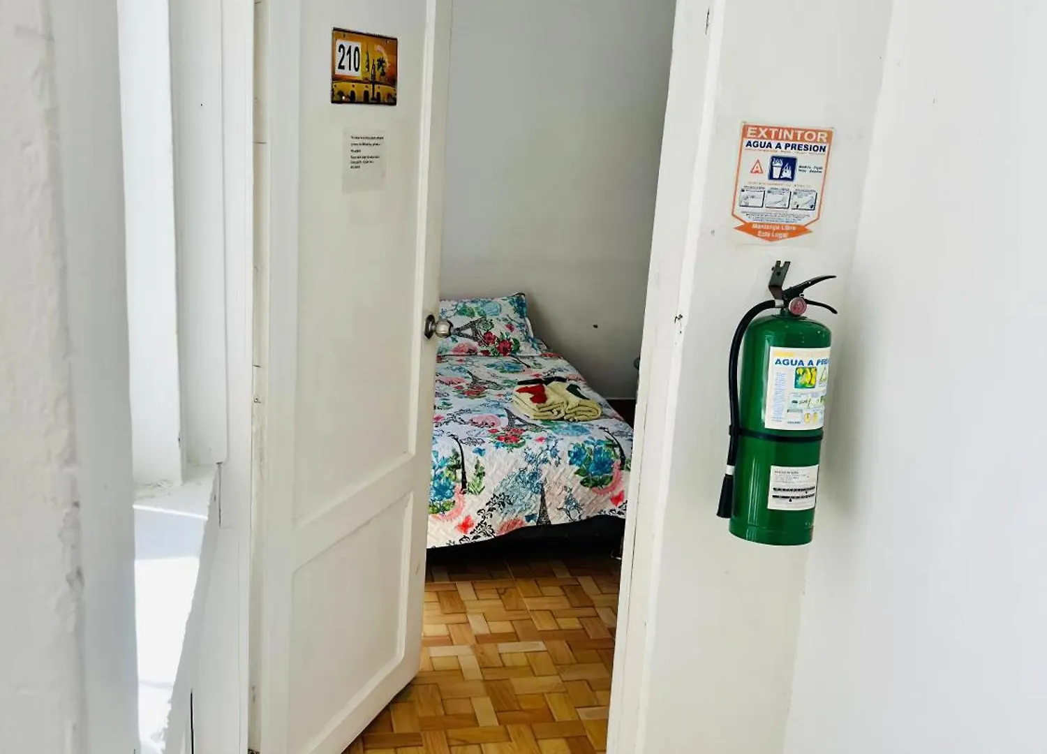 Hostal Badillo Sv Cartagena Guest house
